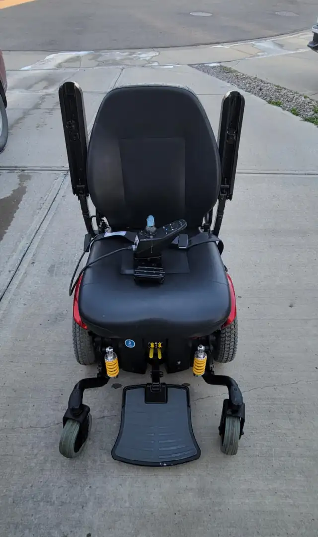 Pride Jazzy 614HD Bariatric Power Wheelchair - Adjustable Width