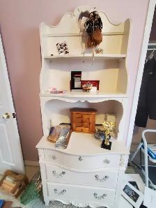 ESTATE SALE QUALITY FINE FURNITURE , BEDROOM SUITS AND MOORE - Photo 6