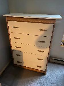 5-Drawer Dresser – Compact Storage Chest with Wood Frame - Photo 3