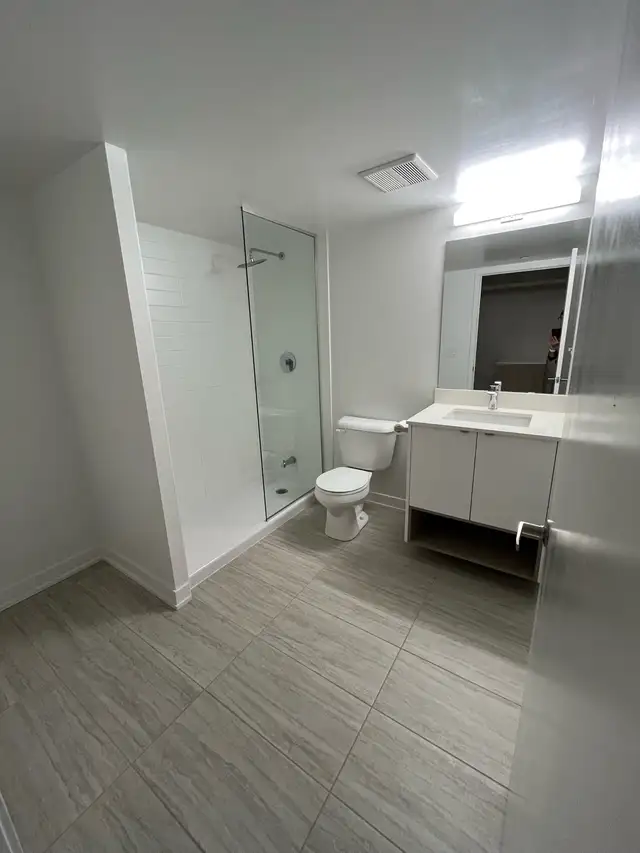 One Bedroom Condo For Lease - Photo 6