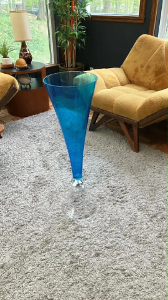 Grand vase en verre HOFLAND tall glass vase - Photo 5