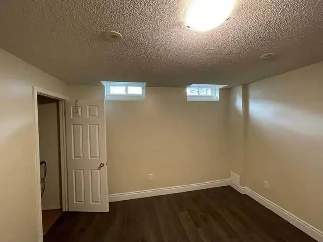 Walkout Basement near Warden station - Photo 6