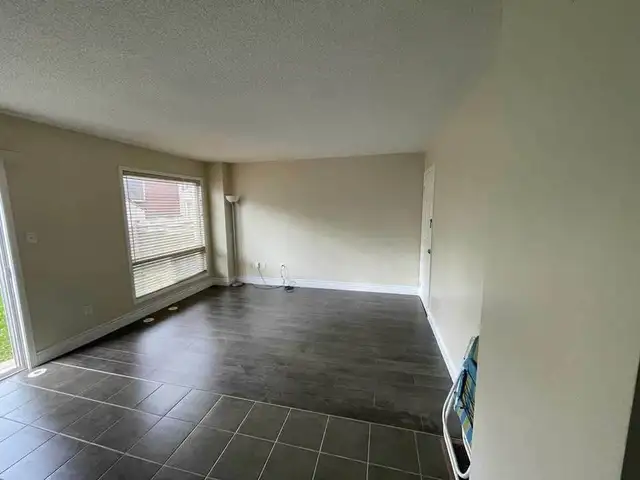 Walkout Basement near Warden station - Photo 8