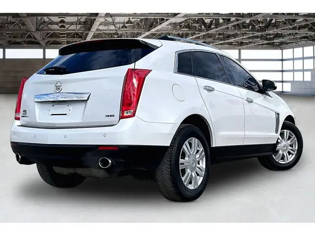 2015 Cadillac SRX Luxury | AS IS | AWD - Photo 2