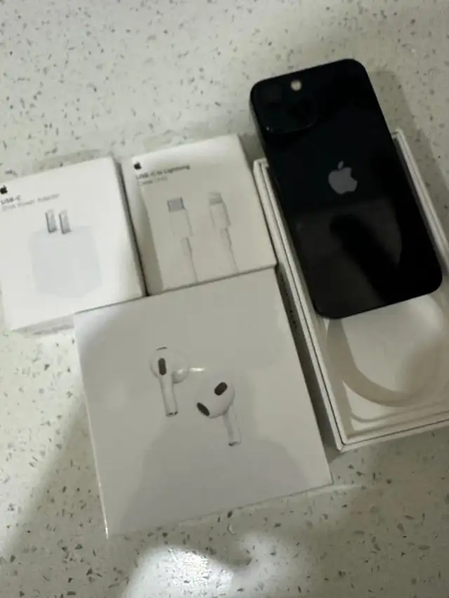 iPhone 13mini 128gb Airpod pkg/Delivery