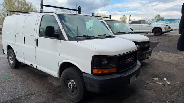 2005 GMC Savana 3500