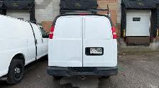 2005 GMC Savana 3500 - Photo 4