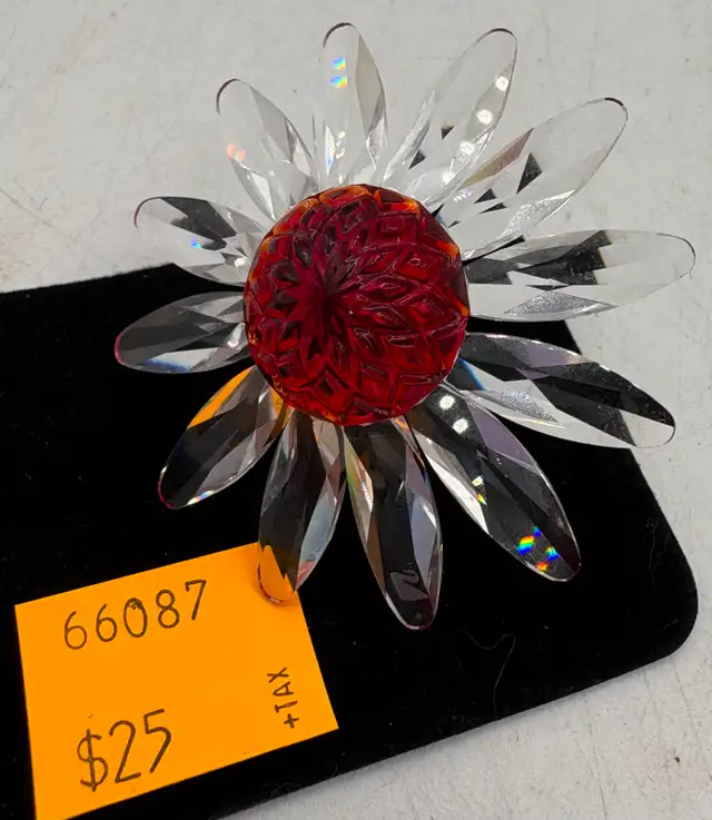 Swarovski Crystal Figurines: Marguerite Daisy & Flower, Clover.. - Photo 3