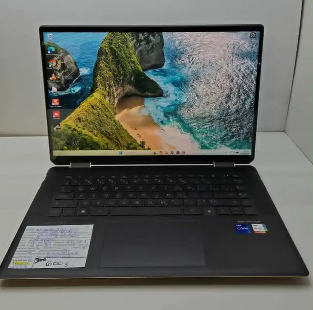 HP Spectre x360 2-in-1 Touch 13.5po OLED  Intel Core i7-11390H
