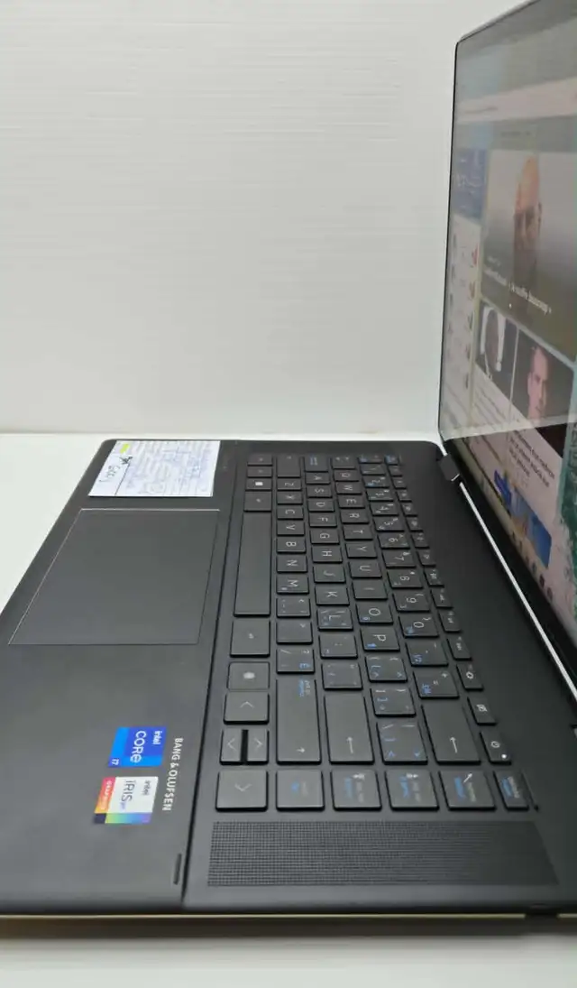 HP Spectre x360 2-in-1 Touch 13.5po OLED  Intel Core i7-11390H - Photo 2