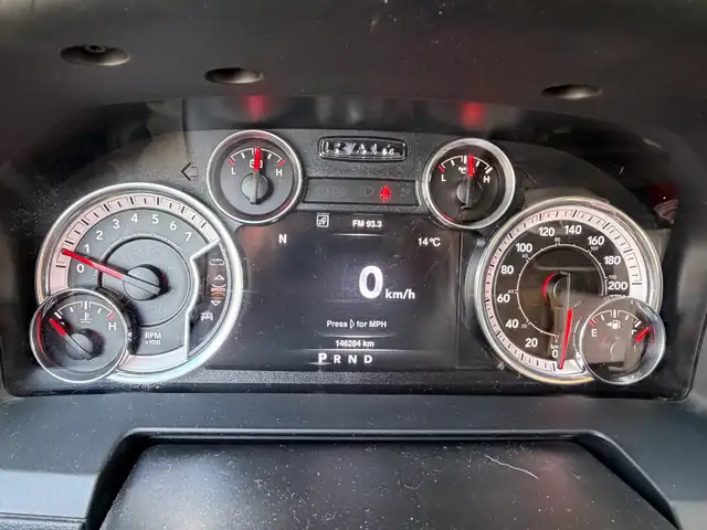 Loaded 2016 Ram Laramie 1500 Crew Cab - Photo 4