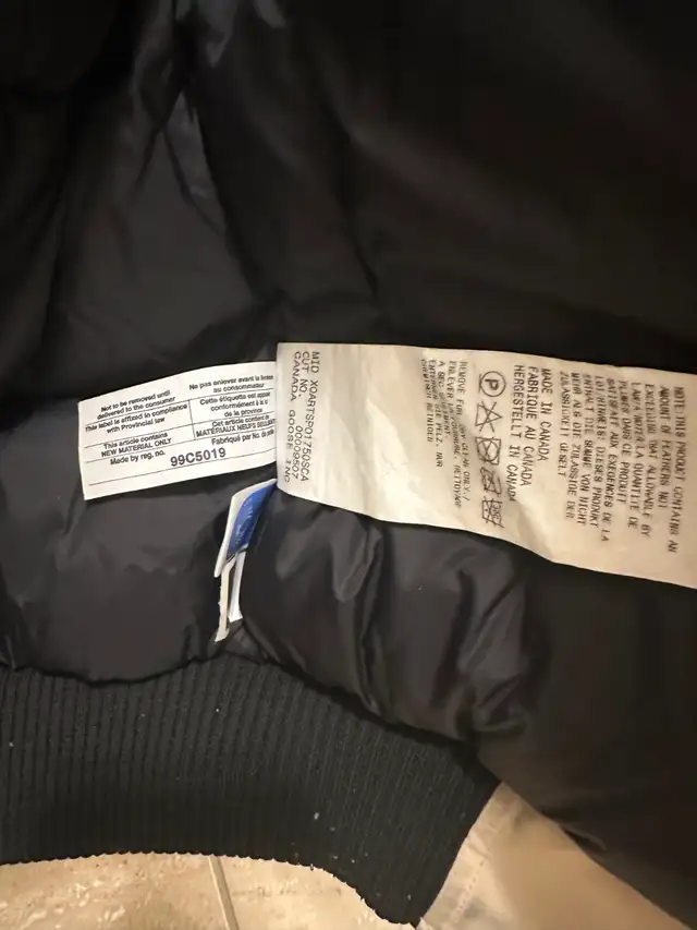 Canada Goose Jacket Woman’s - Photo 7