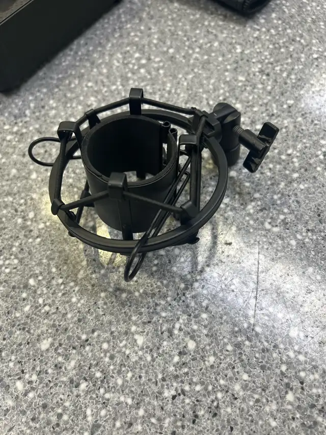 Apex 435B Microphone Kit With Case - Photo 5