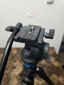 Tripods & dolly - Photo 2