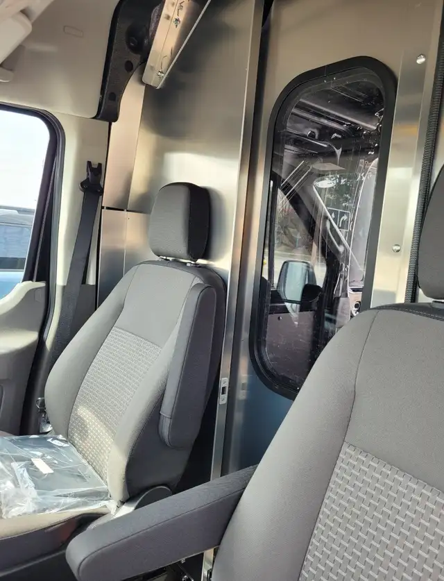 NEW 2026 Transit Mid Roof Mid Length 148 ALL WHEEL DRIVE - Photo 4