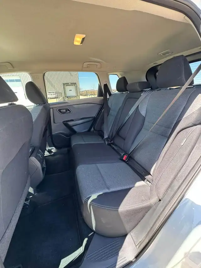2022 Nissan Rogue S - Photo 13