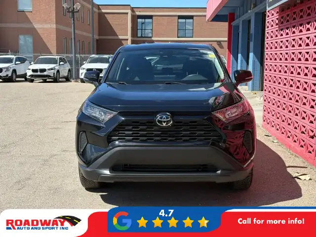 2025 Toyota RAV4 LE - Photo 3
