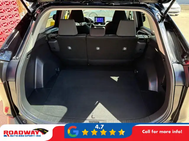 2025 Toyota RAV4 LE - Photo 9