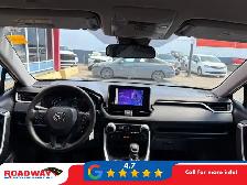 2025 Toyota RAV4 LE - Photo 13