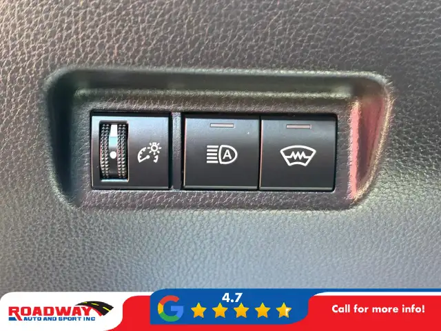 2025 Toyota RAV4 LE - Photo 14