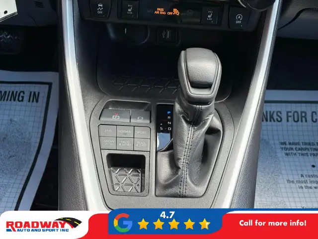 2025 Toyota RAV4 LE - Photo 20
