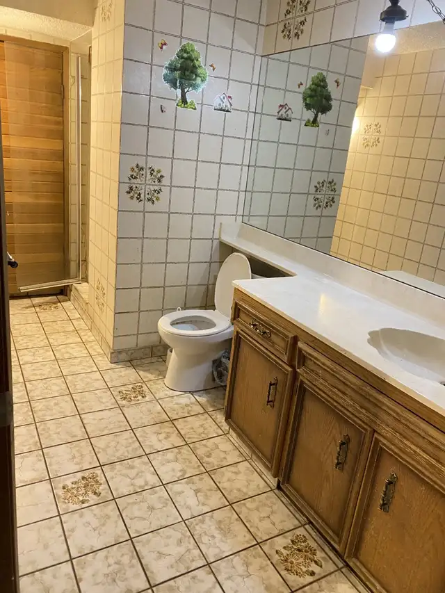 5 Mins Walk to Whitehorn Ctrain/Walmart Logistices & Airport - Photo 9