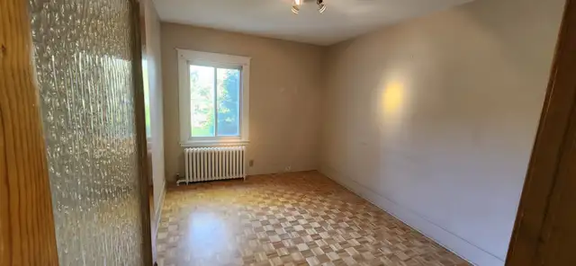 Spacious 6 ½ Upper Duplex Apartment for Rent ( NDG ) (Montreal) - Photo 11