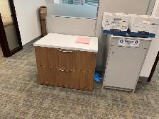 Desks/Global U-Shape stations with a 2 high lateral file $699.99 - Photo 2