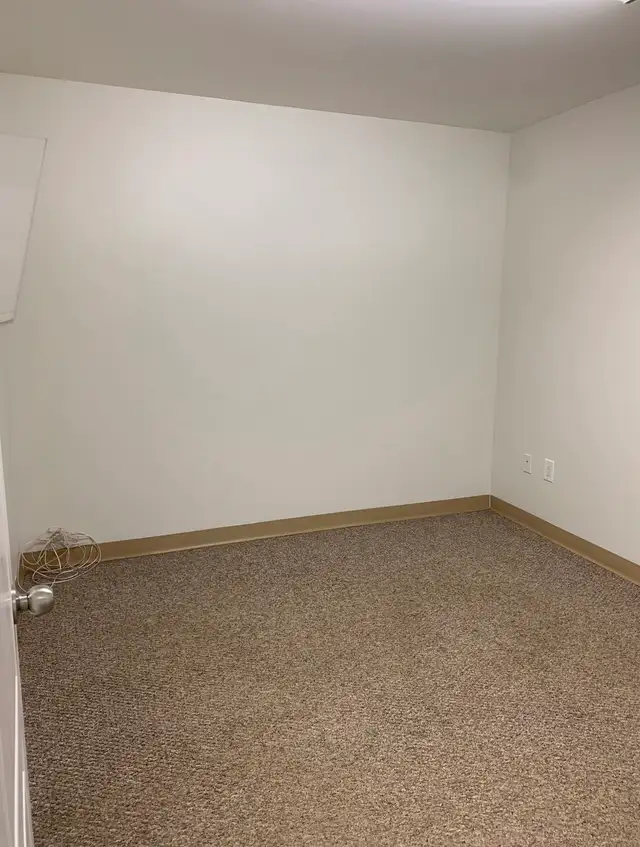 OFFICE/WAREHOUSE… Prime west end location - Photo 6
