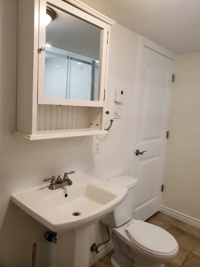 À louer – logement meublée au sous-sol disponible immédiatement - Photo 7