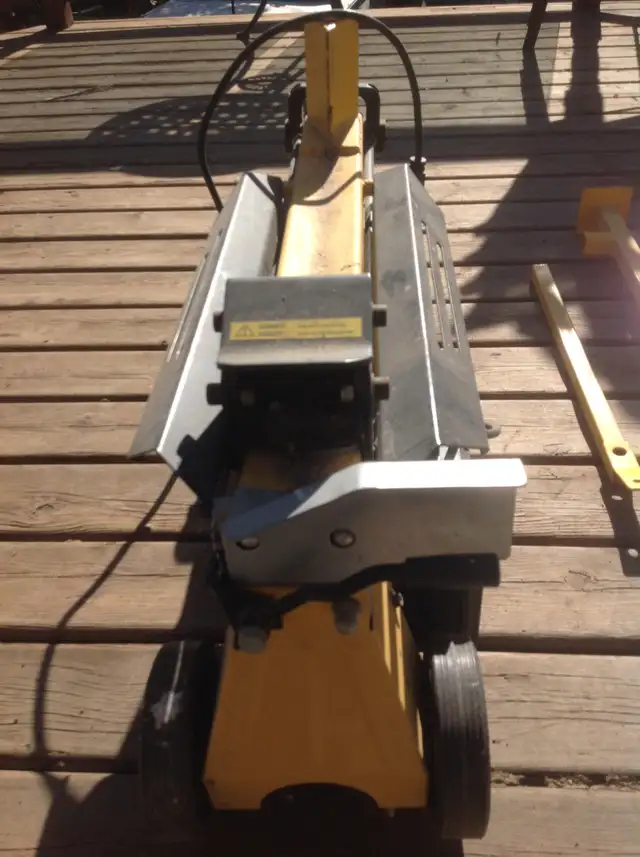 Electric Portable Log Splitter With Stand - Photo 8