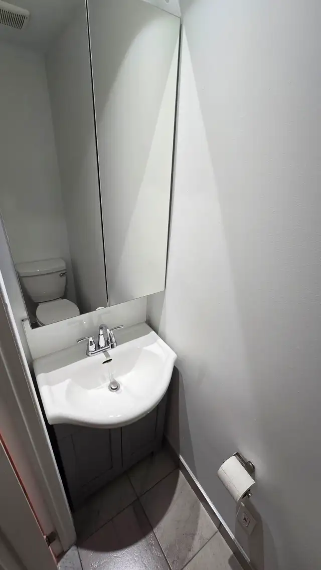 31/2. 1370$ MONTREAL DOWNTOWN / CALL: (438) 873 - 8708 - Photo 5