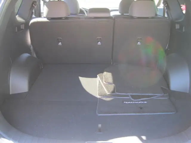 AUCTION - 2022 HYUNDAI SANTA FE SEL -ONLINE- SAT, MAY 30 - 8 AM - Photo 8