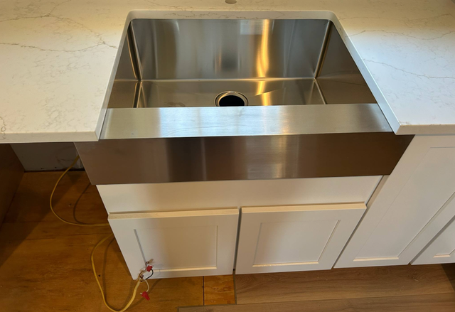 Quartz Countertop 437-522-8447 - Photo 5