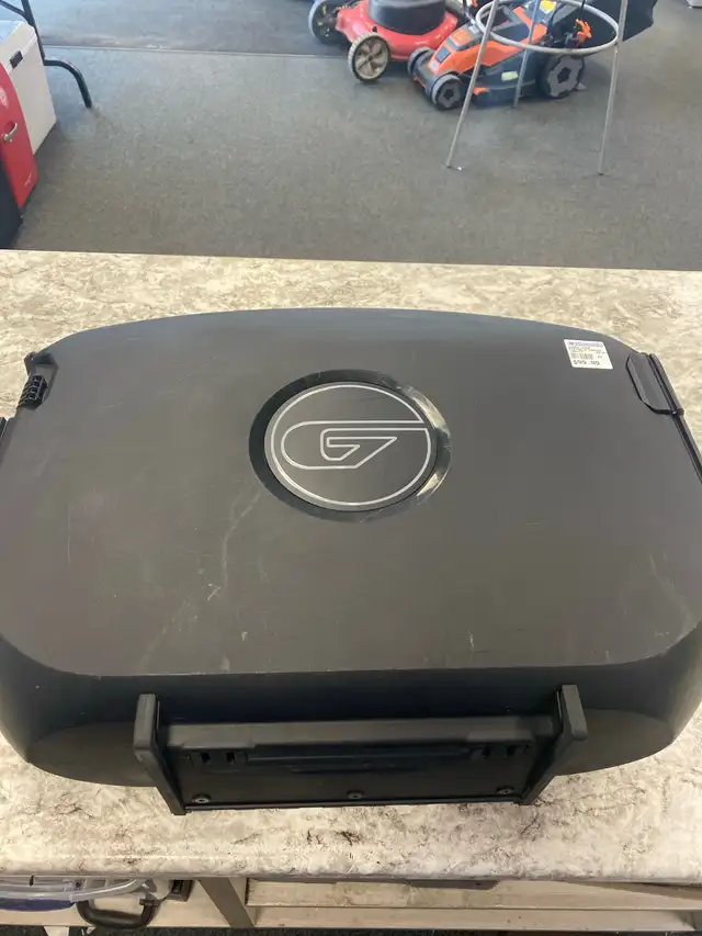 Gaems G190 Portable Gaming Monitor @ Cashopolis!!