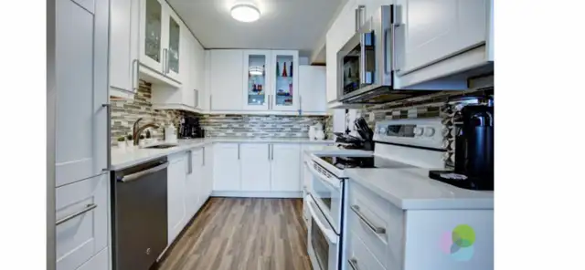 two bedroom condo for rent in the West Island - Photo 3