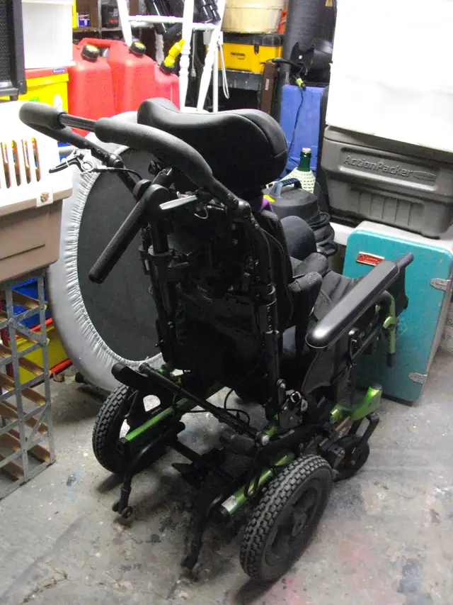 wheelchair first $175 takes it - Photo 2