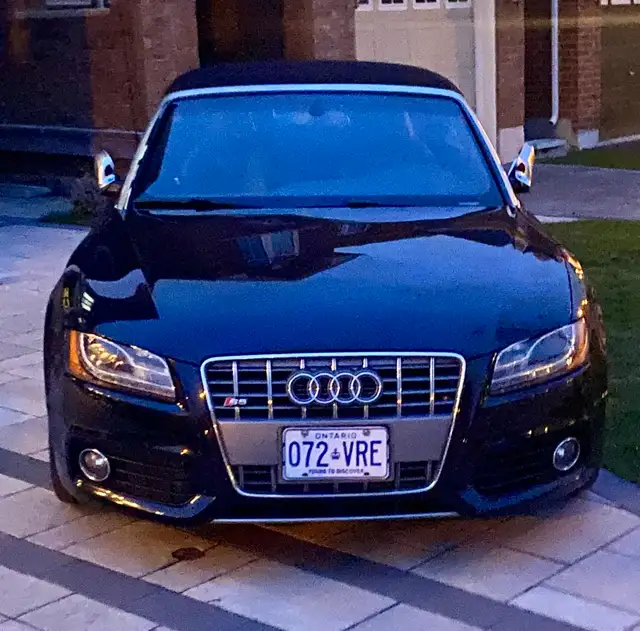 2010 Audi S5 Convertible - Photo 5