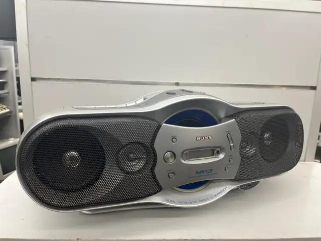 Sony CFD-F17CP Boombox
