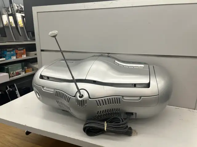 Sony CFD-F17CP Boombox - Photo 3