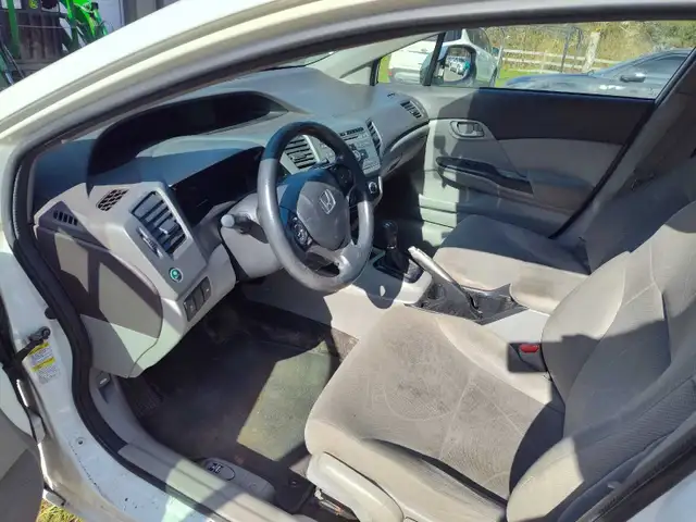 2012 Honda Civic - Photo 4