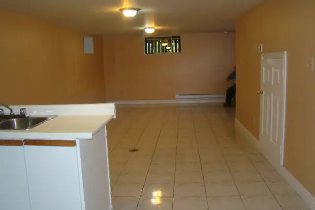 One Bedroom Basement Apartment, Jane and Lawrence - Photo 3
