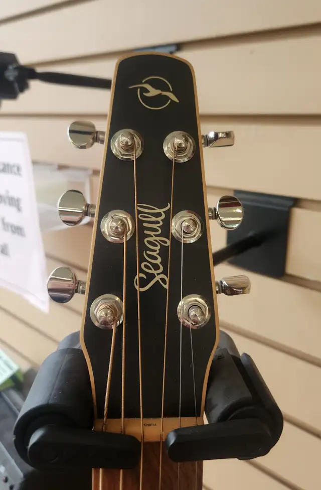 Seagull S6 Original Acoustic Guitar No Case - Photo 2