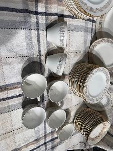1950’s Dinnerware - Photo 4