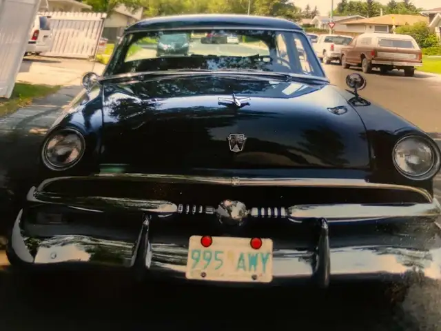 !953 Ford Customline - Photo 2