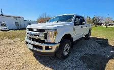 2018 Ford F-250 XLT FX4 CREWCAB 6.2L /ACCIDENT FREE/ - Photo 3