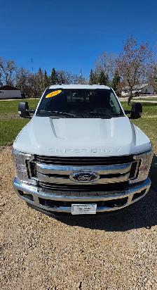 2018 Ford F-250 XLT FX4 CREWCAB 6.2L /ACCIDENT FREE/ - Photo 6