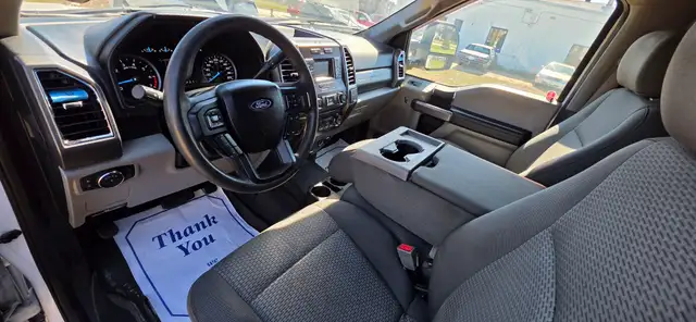 2018 Ford F-250 XLT FX4 CREWCAB 6.2L /ACCIDENT FREE/ - Photo 22