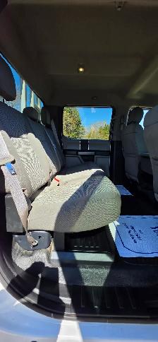 2018 Ford F-250 XLT FX4 CREWCAB 6.2L /ACCIDENT FREE/ - Photo 26