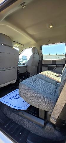2018 Ford F-250 XLT FX4 CREWCAB 6.2L /ACCIDENT FREE/ - Photo 27